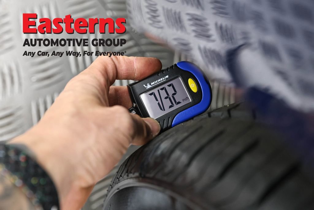 Used 2019 Tesla Model 3 Standard Range image 23