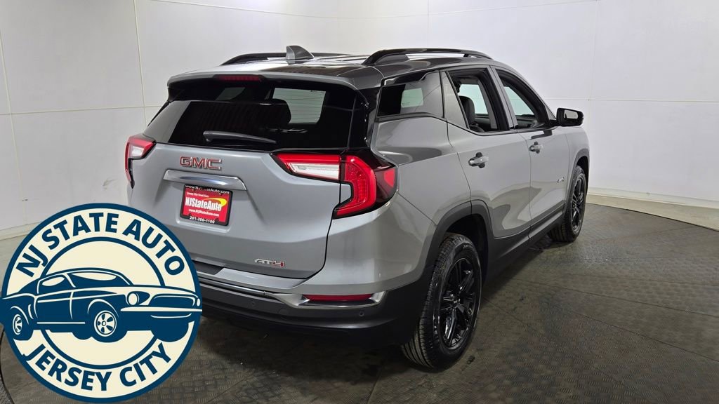 Used 2023 GMC Terrain AT4 image 7