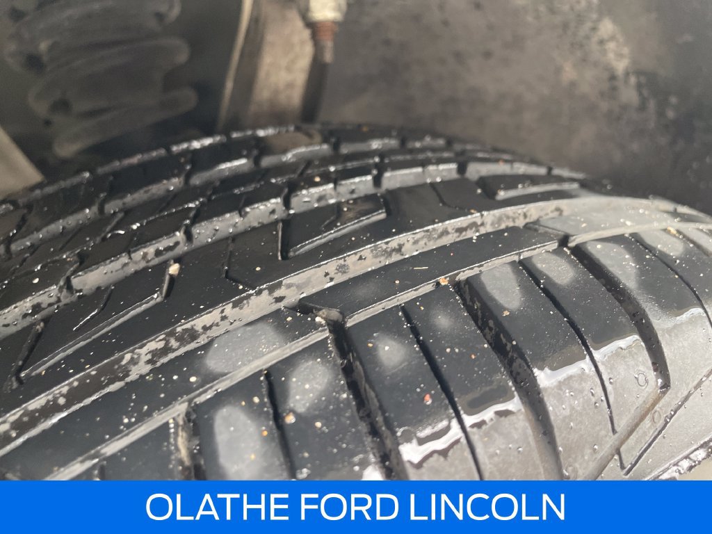 Used 2002 Ford Thunderbird RWD image 18