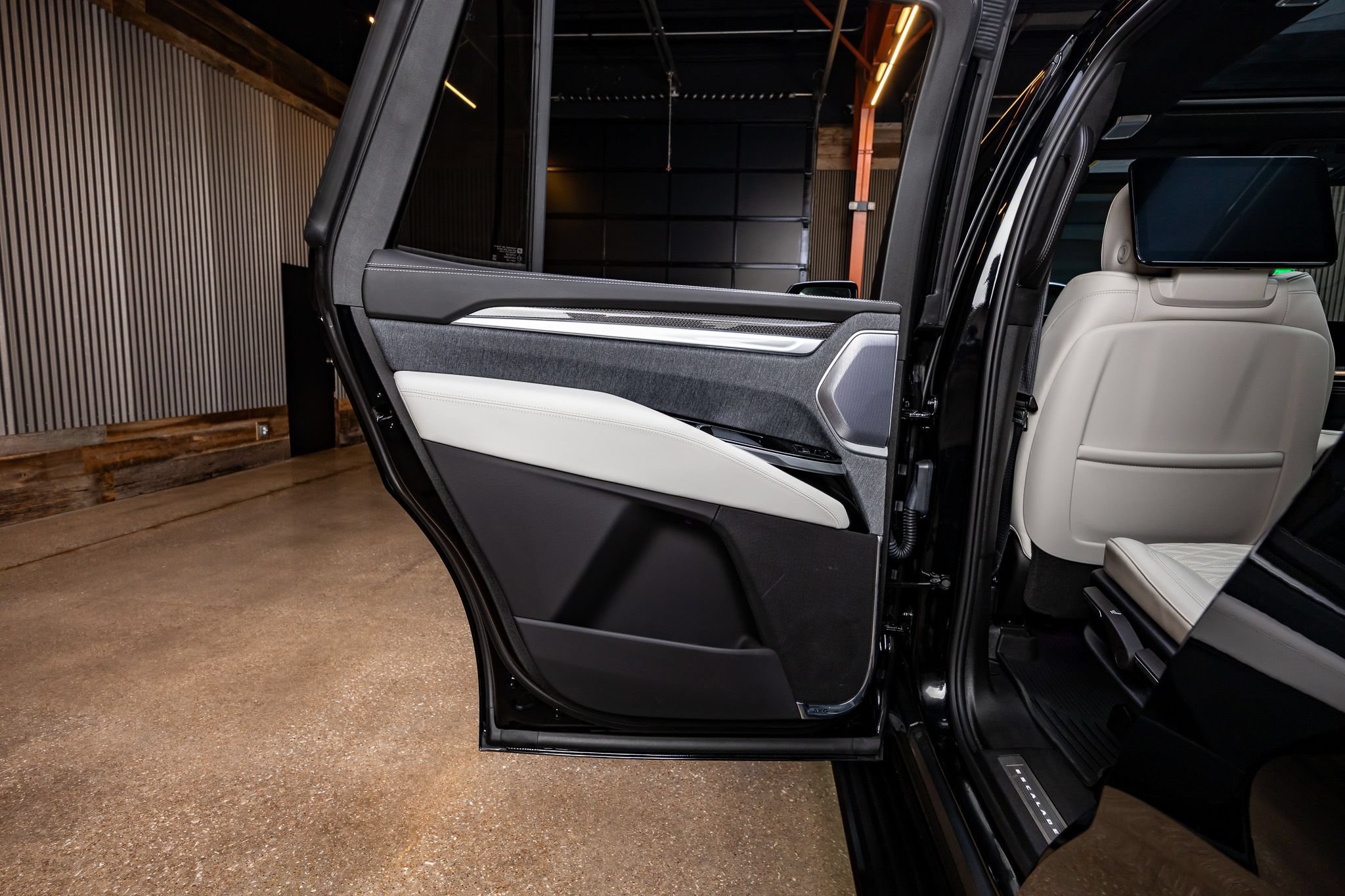 Used 2026 Cadillac Escalade V w/ LPO, Floor Liner Package AWD/4WD image 37