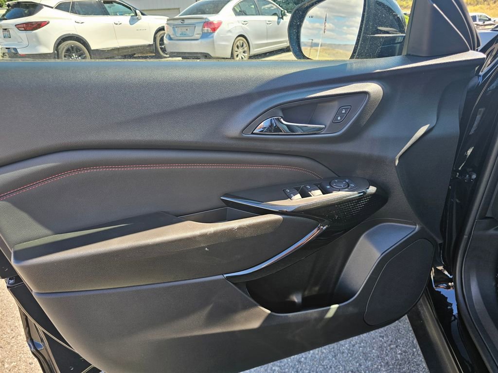 New 2026 Chevrolet Trax RS w/ Driver Confidence Package FWD image 23