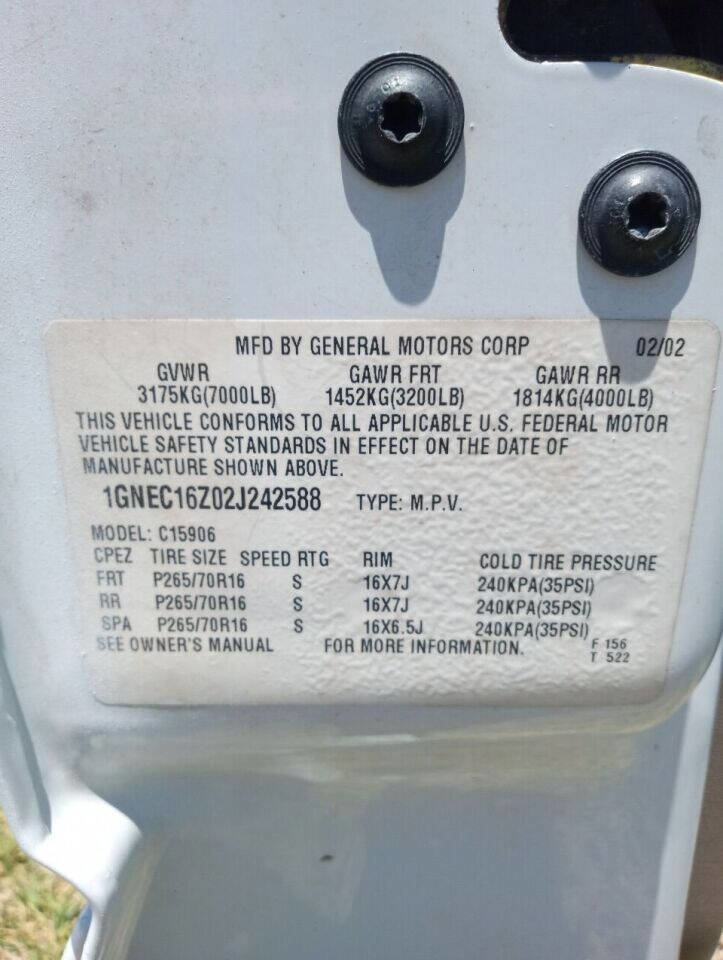 Used 2002 Chevrolet Suburban LT image 23