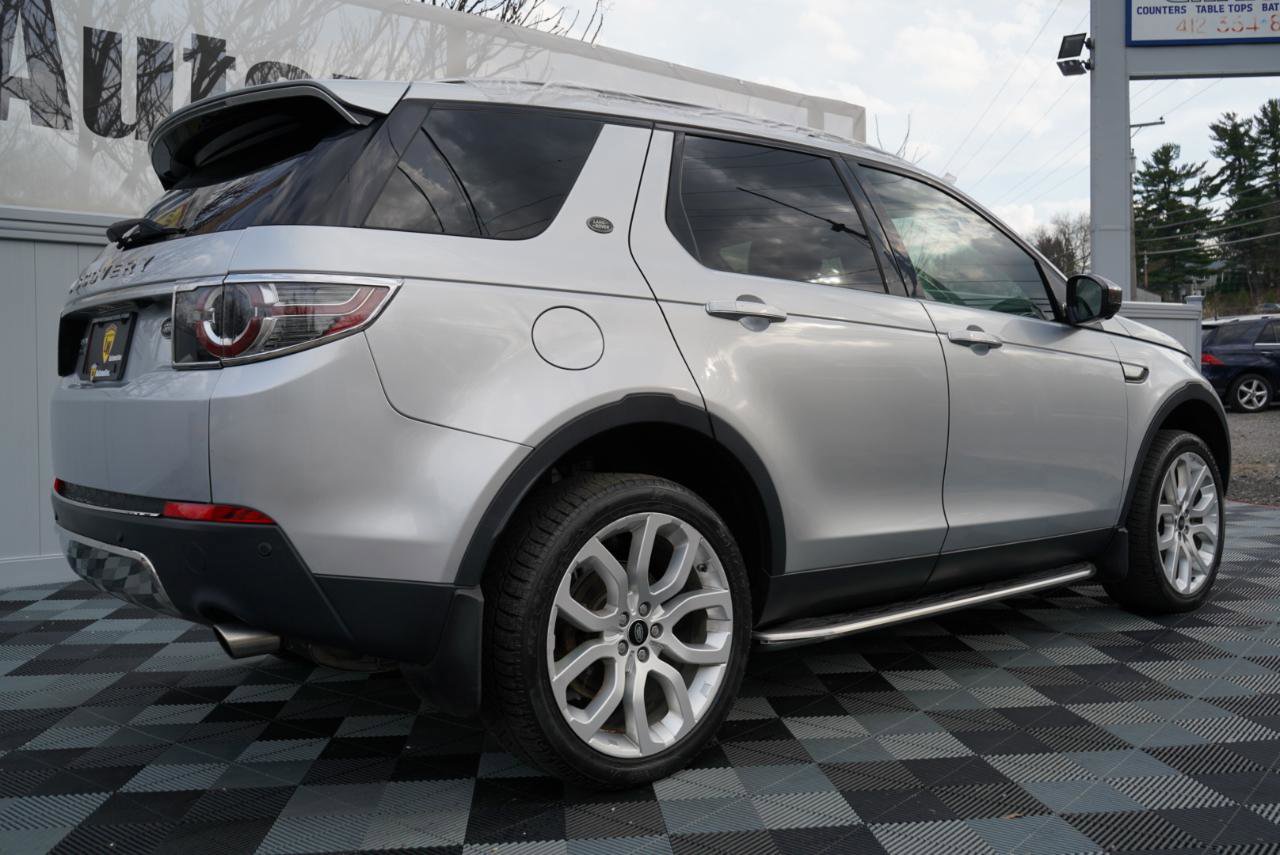 Used 2017 Land Rover Discovery Sport HSE Luxury image 6