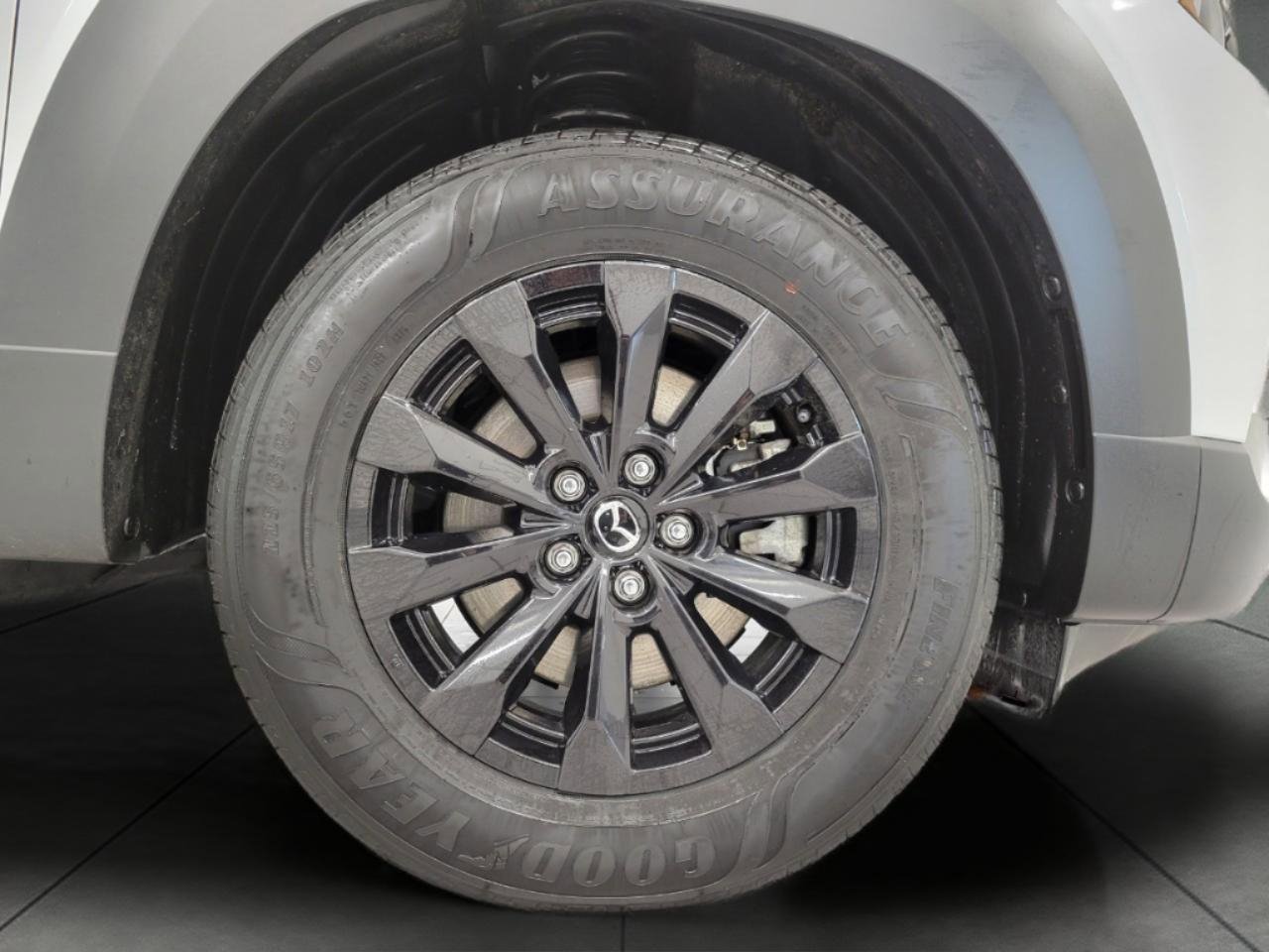 Used 2025 MAZDA CX-50 AWD 2.5 Hybrid w/ Premium Pkg image 4