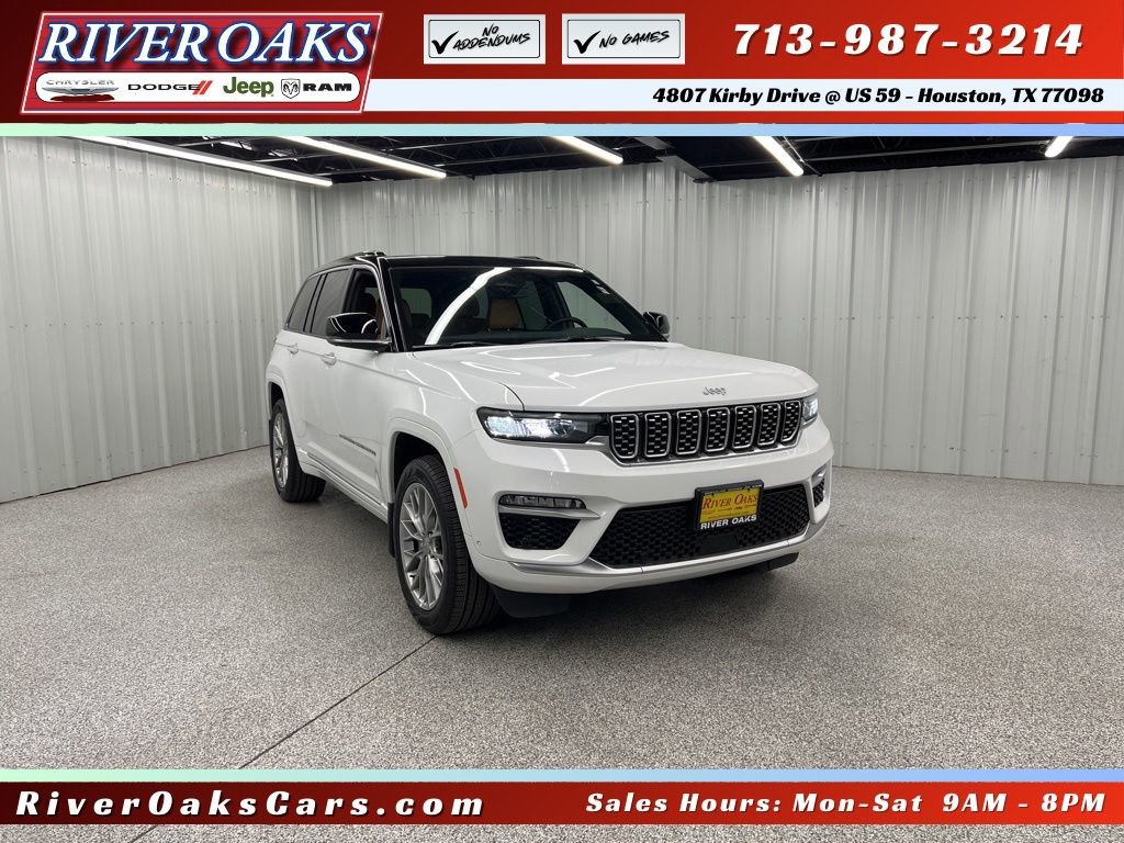 Used 2025 Jeep Grand Cherokee Summit w/ MOPAR Finishing Package AWD/4WD video 1