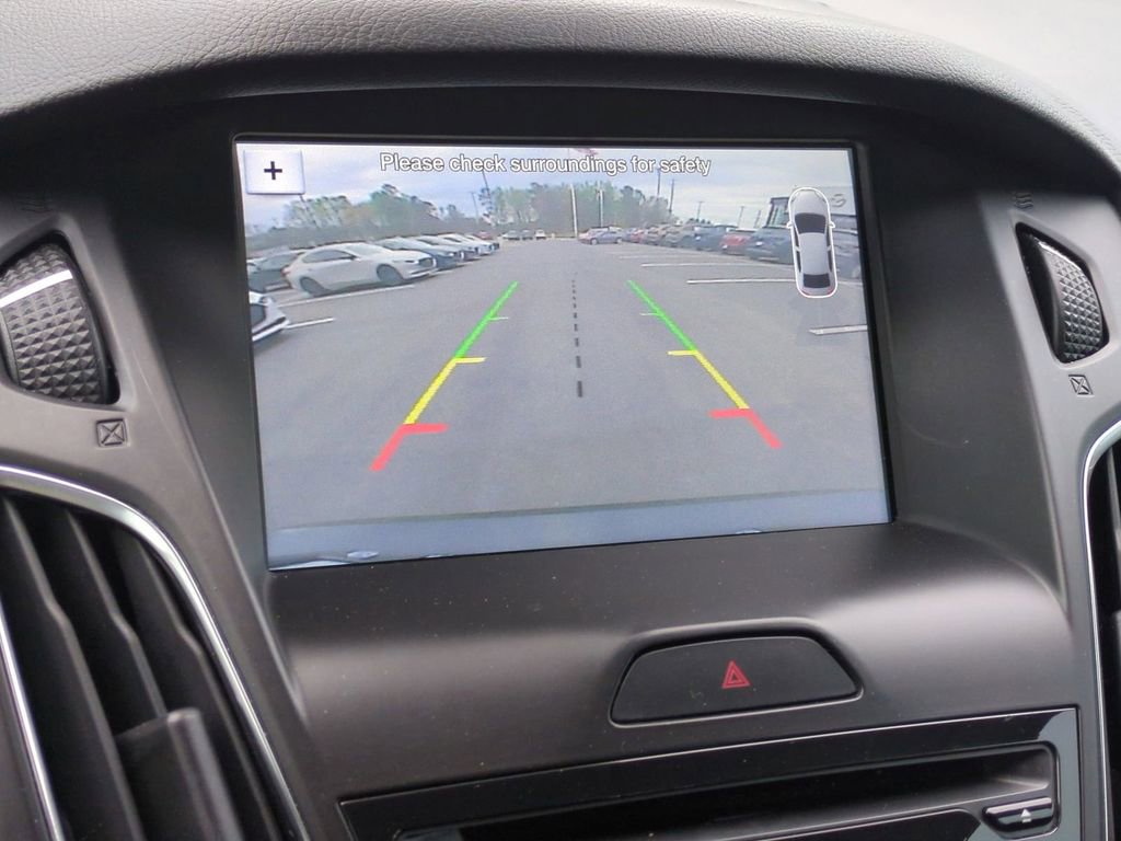 Used 2017 Ford Focus Titanium w/ Titanium Technology Package image 21