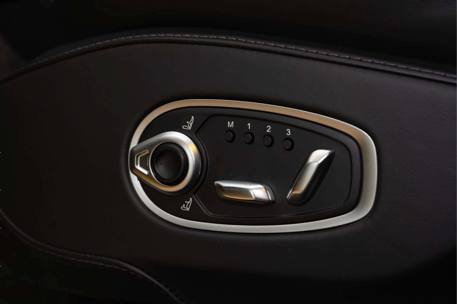 Used 2023 Aston Martin DBX 707 AWD/4WD image 19