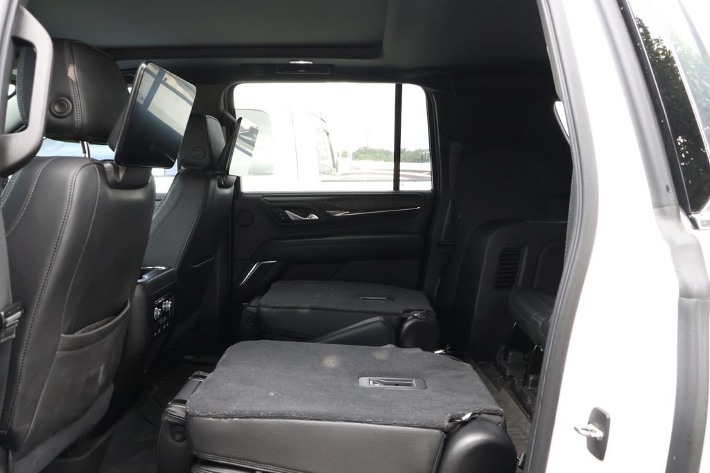 Used 2021 GMC Yukon XL Denali w/ LPO, Illumination Package AWD/4WD image 33