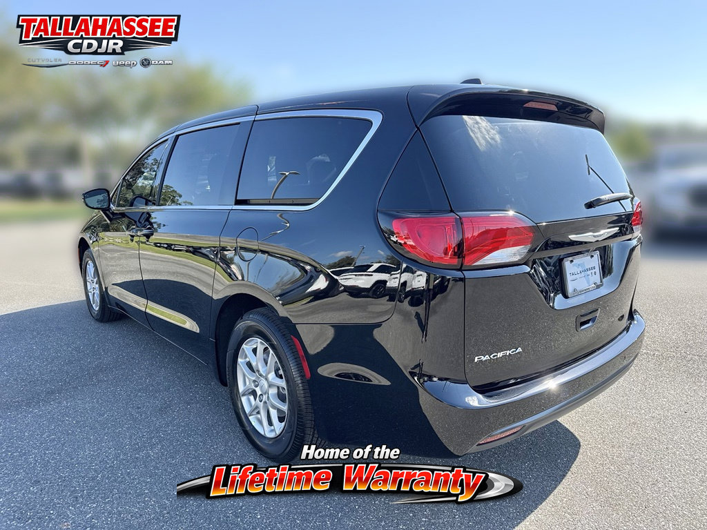 New 2027 Chrysler Pacifica LX FWD image 7