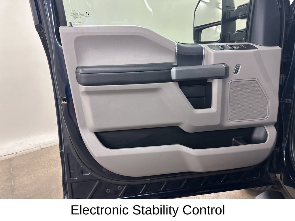 Used 2022 Ford F350 XLT w/ XLT Value Package AWD/4WD image 33