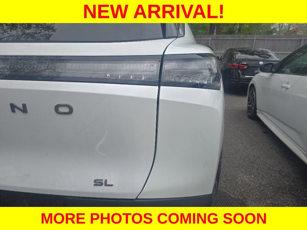 Used 2025 Nissan Murano SL AWD/4WD image 10