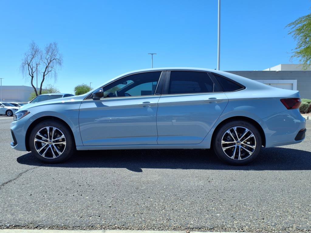 New 2025 Volkswagen Jetta Sport image 4