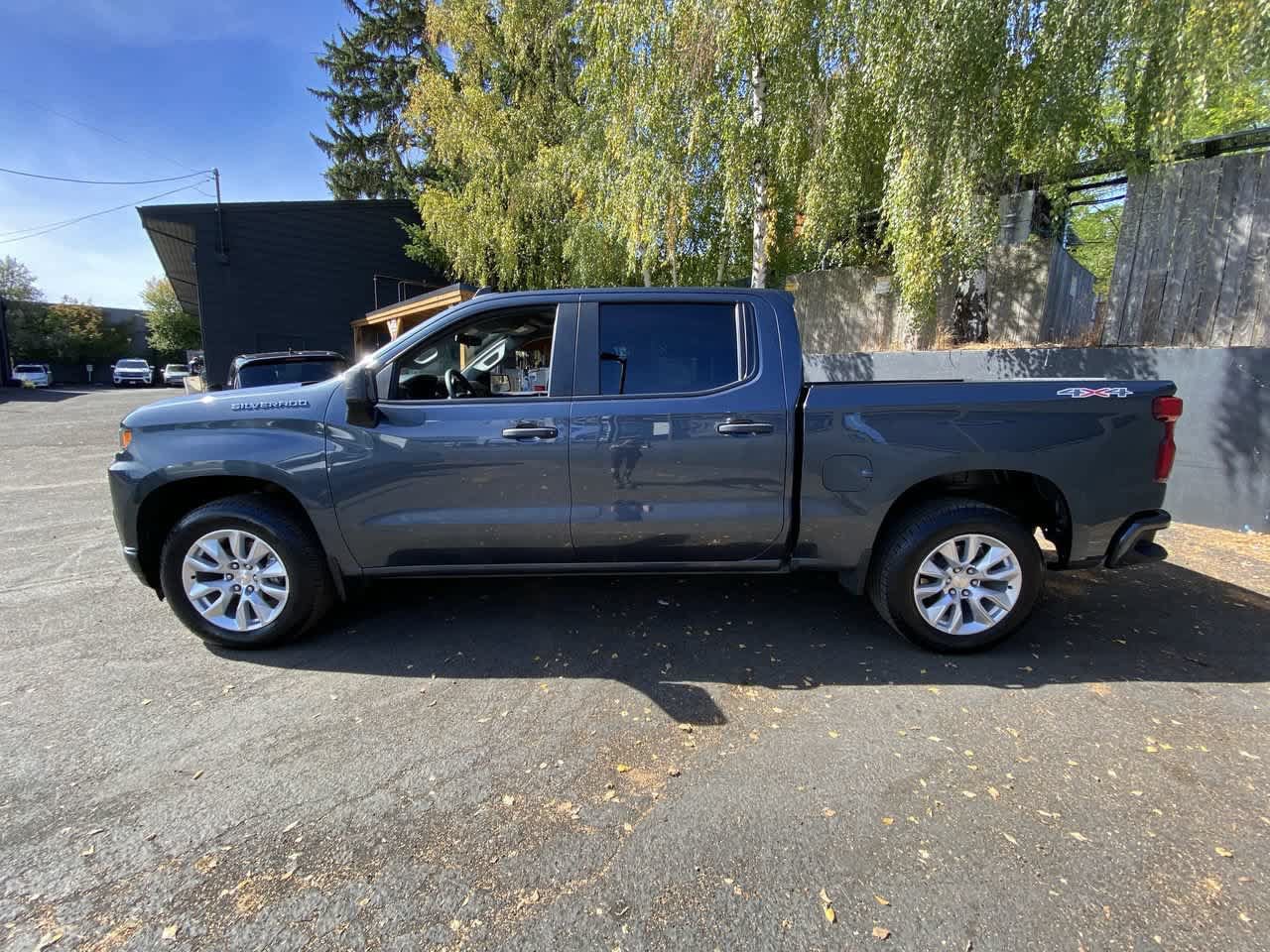 Used 2022 Chevrolet Silverado 1500 Custom AWD/4WD image 3