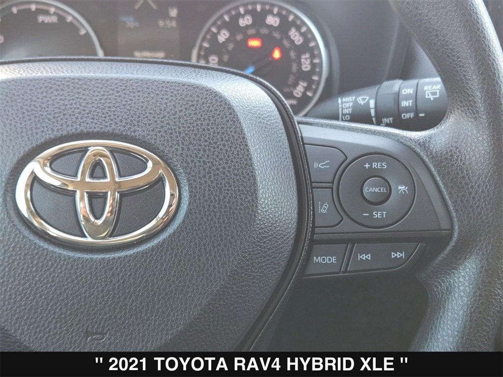 Used 2021 Toyota RAV4 XLE w/ Convenience Package image 23