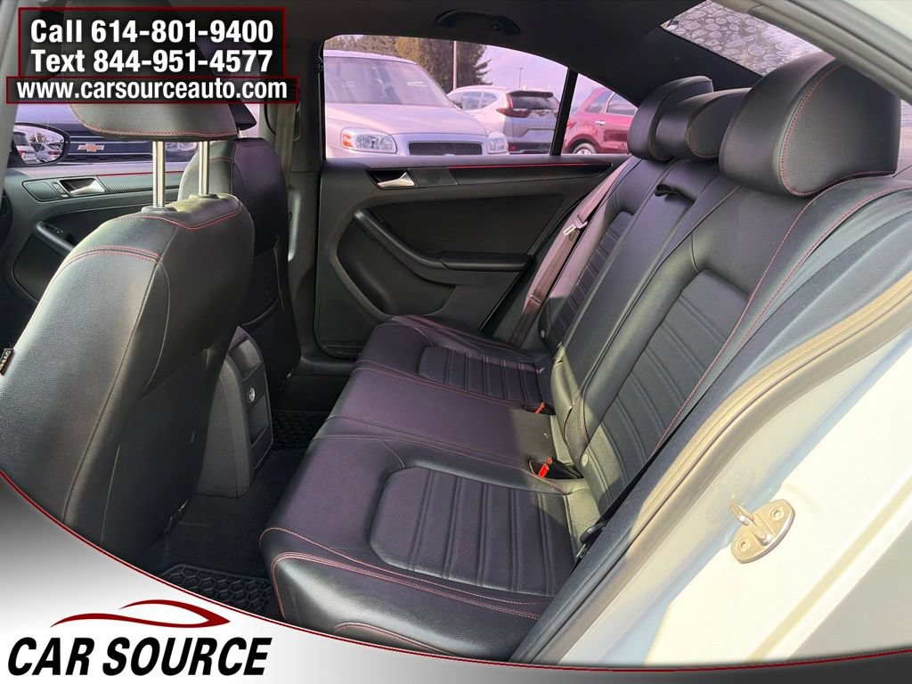 Used 2017 Volkswagen Jetta GLI FWD image 24