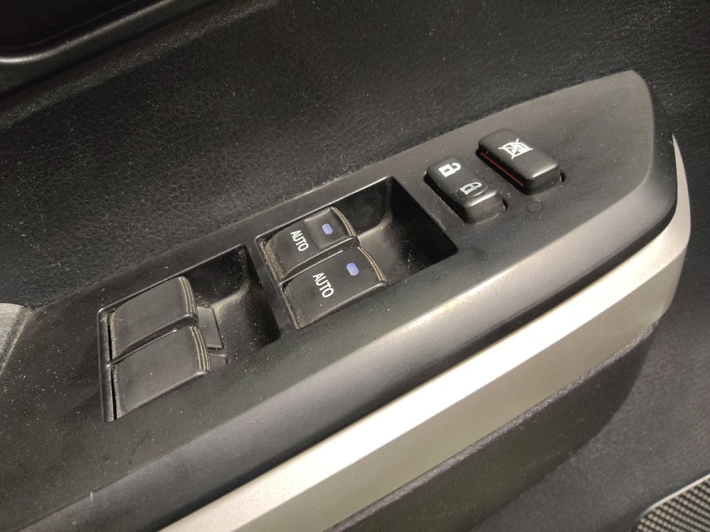 Used 2014 Toyota Tundra 1794 Edition image 27