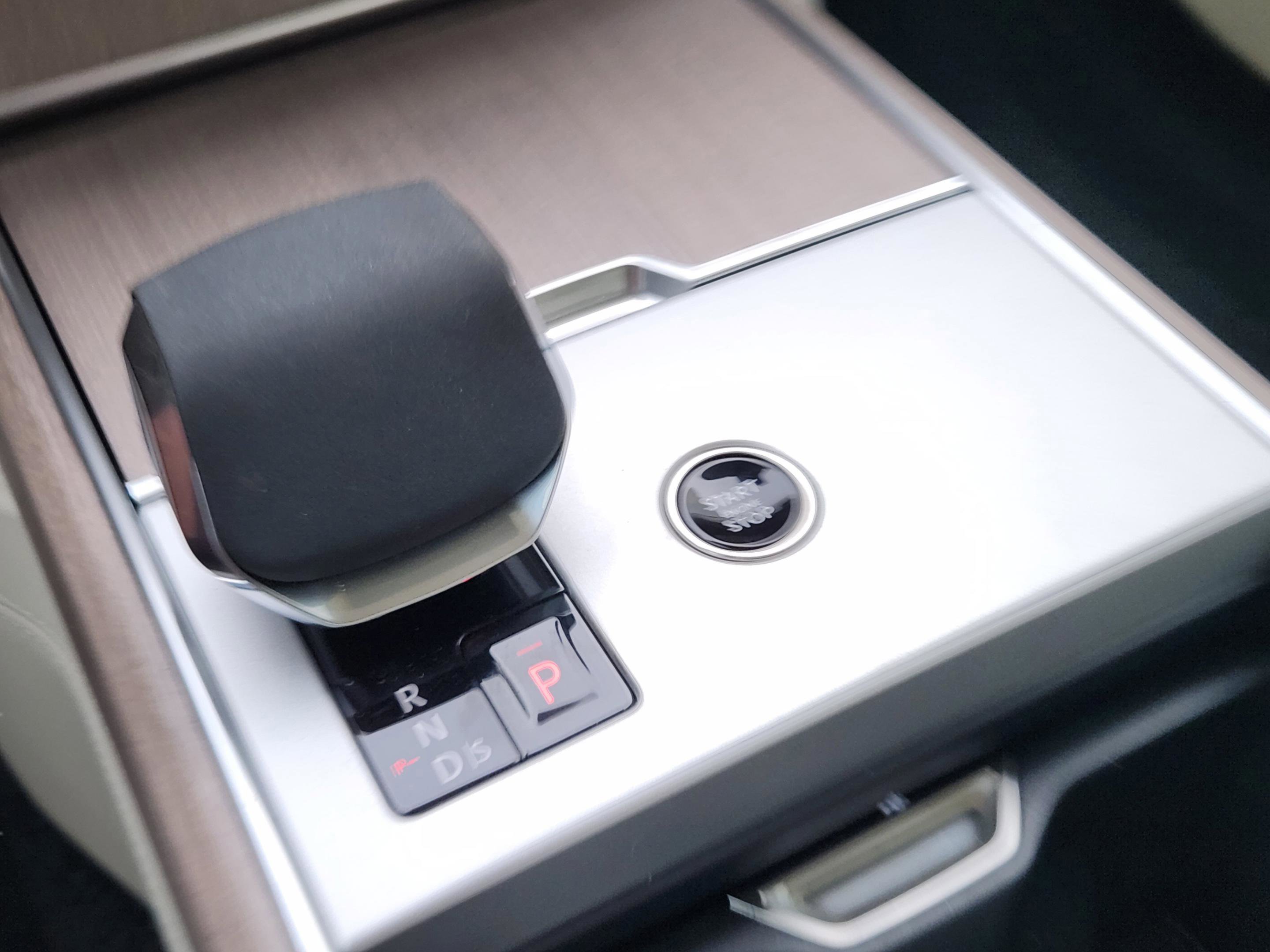 New 2026 Land Rover Range Rover Autobiography image 19