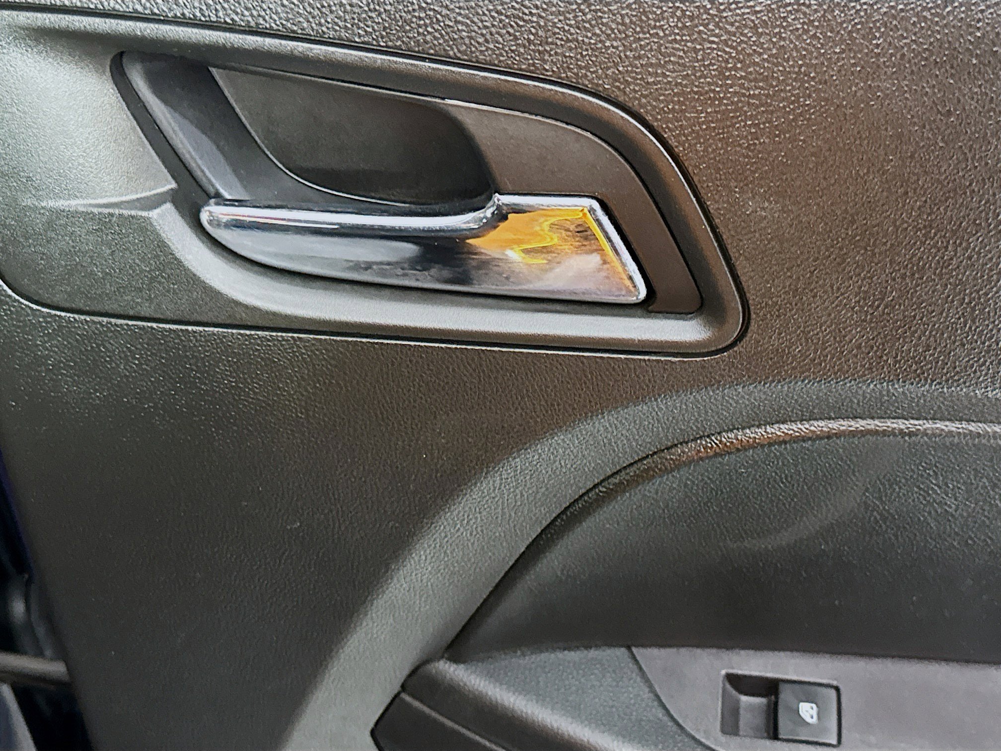 Used 2017 Chevrolet Equinox LT w/ Convenience Package image 29