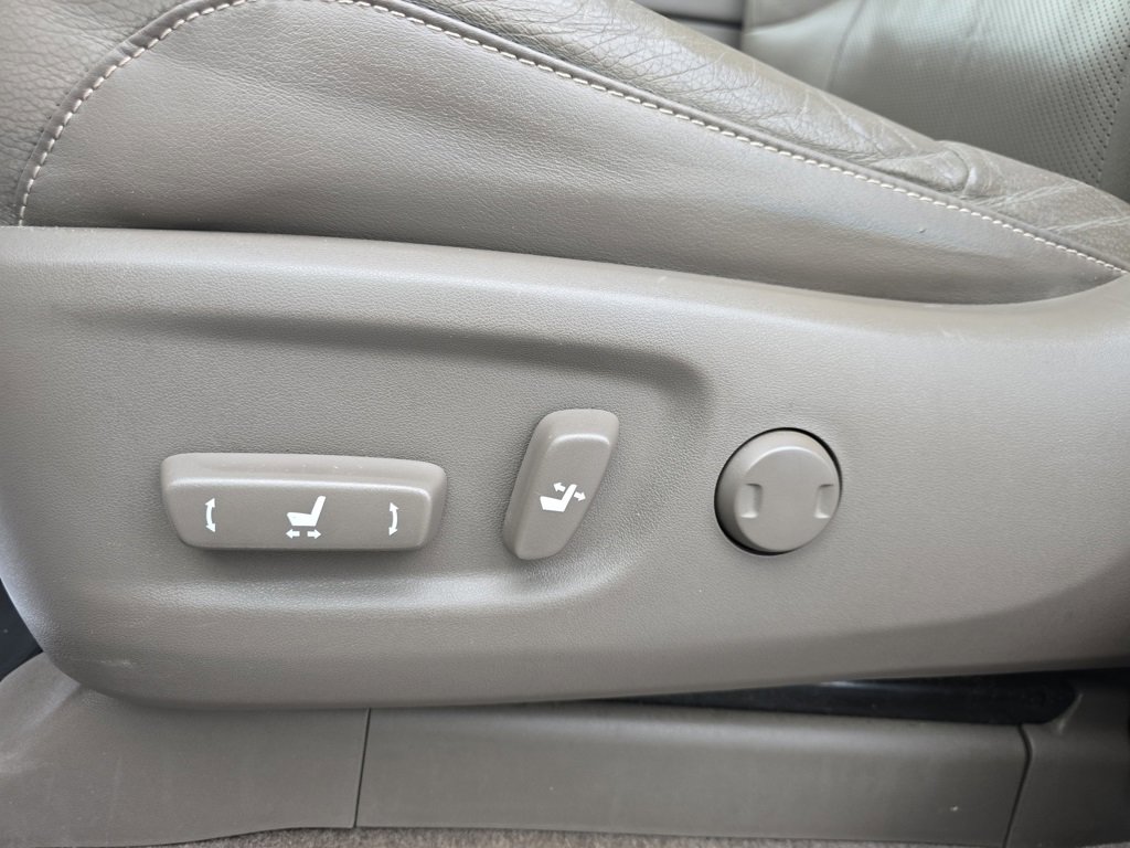 Used 2017 Lexus GX 460 image 20