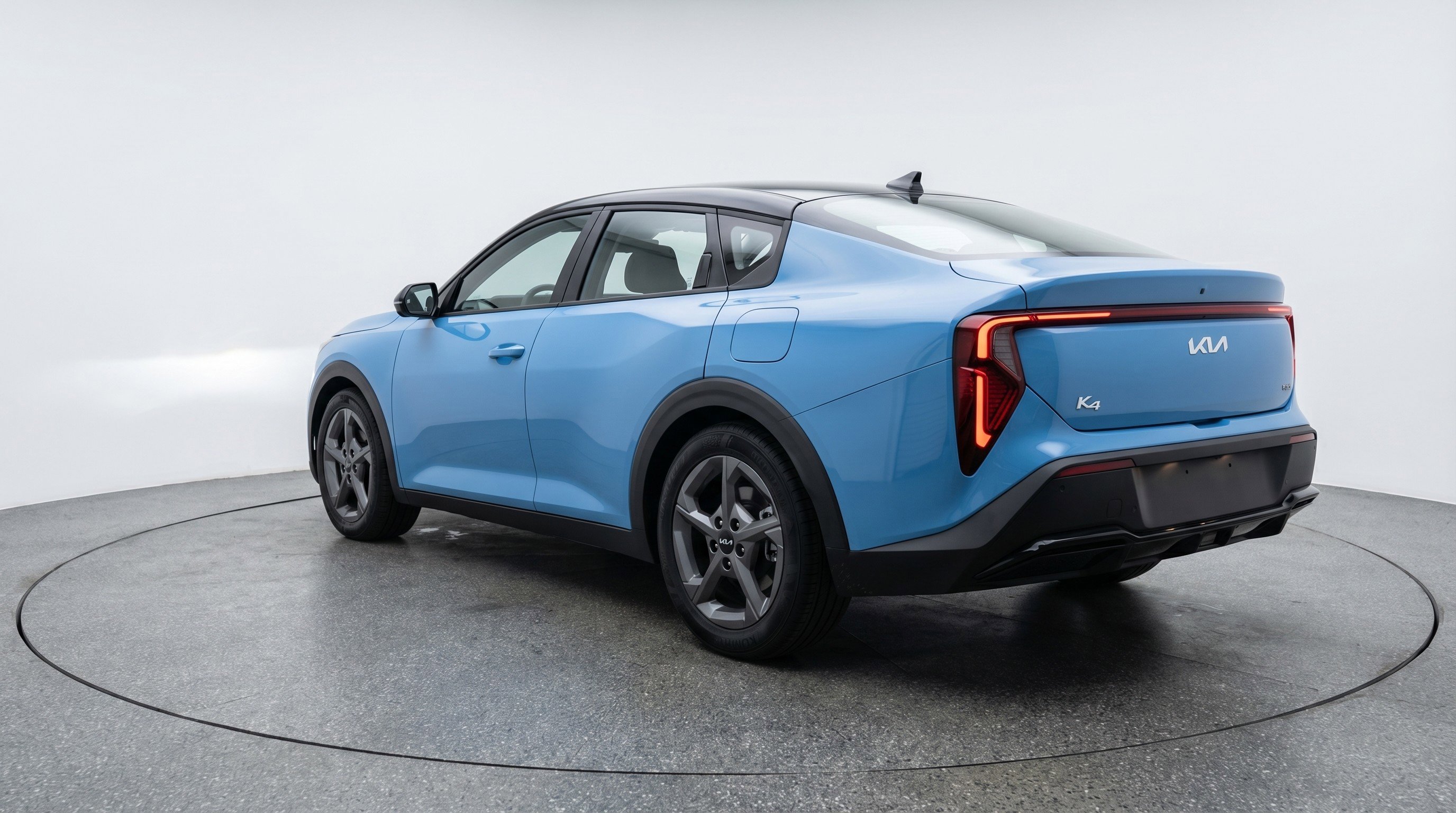 Used 2025 Kia K4 LXS image 6