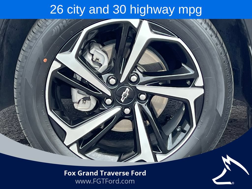 Used 2021 Chevrolet TrailBlazer RS w/ Technology Package AWD/4WD image 7