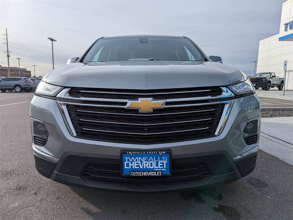 Used 2023 Chevrolet Traverse LT w/ Rear Camera Mirror Package image 5