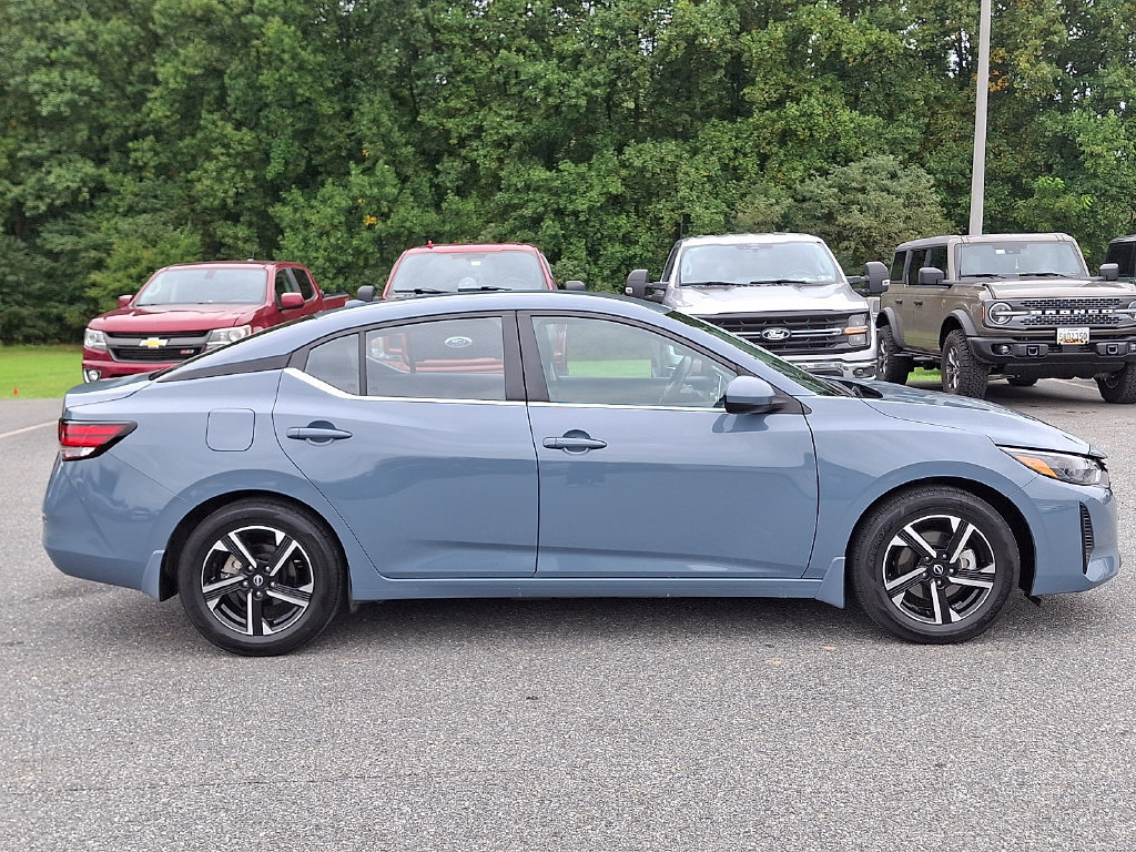 Used 2025 Nissan Sentra SV w/ All-Weather Package FWD image 7