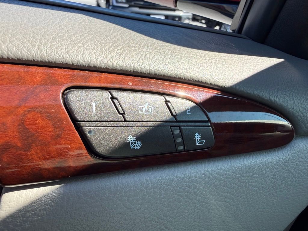 Used 2008 Buick Lucerne CXL w/ Ultra Confidence Package image 14