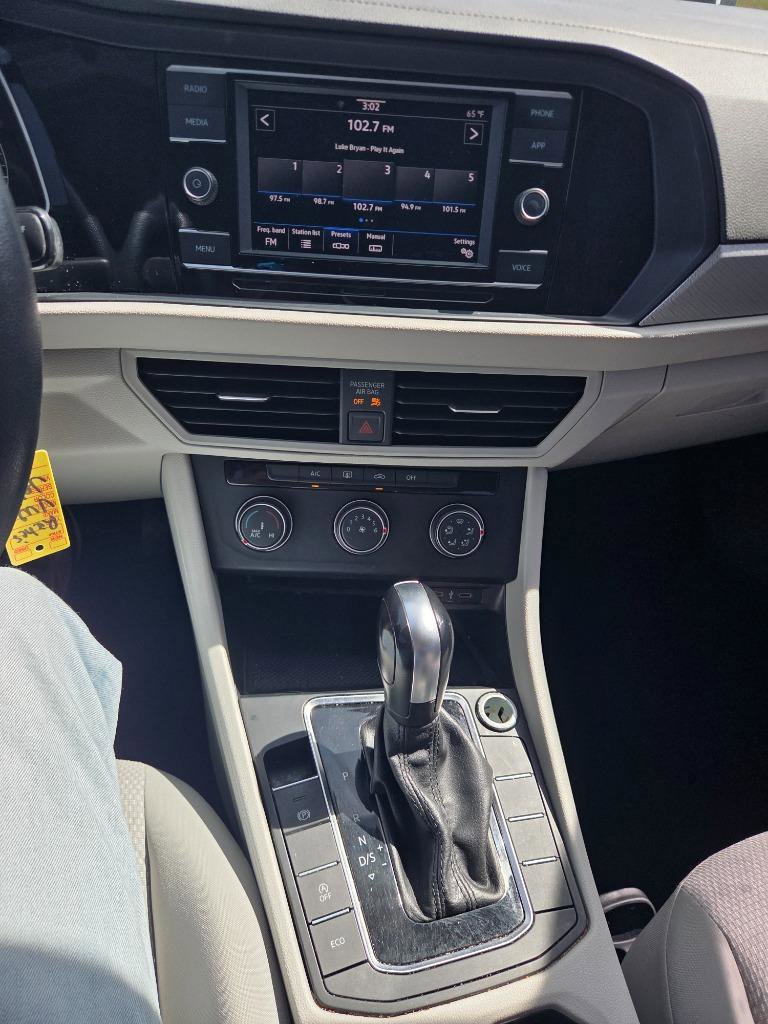 Used 2021 Volkswagen Jetta S w/ Driver Assistance Package FWD image 14