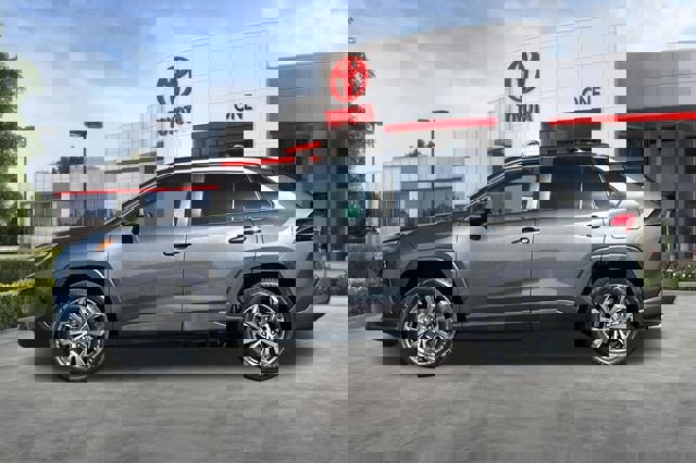 Used 2024 Toyota RAV4 Limited w/ Advanced Technology Package image 8