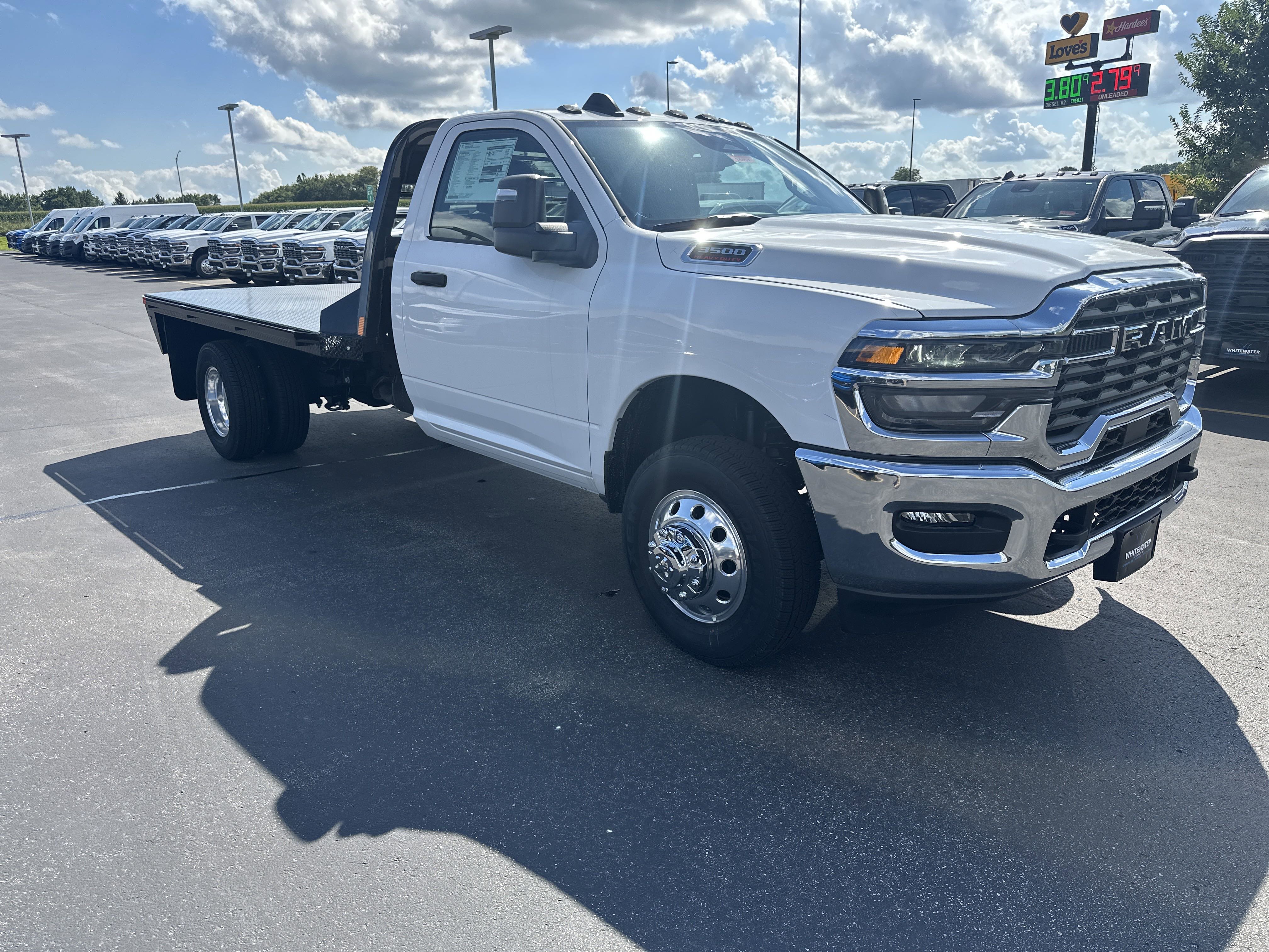 New 2025 RAM 3500 Tradesman image 10