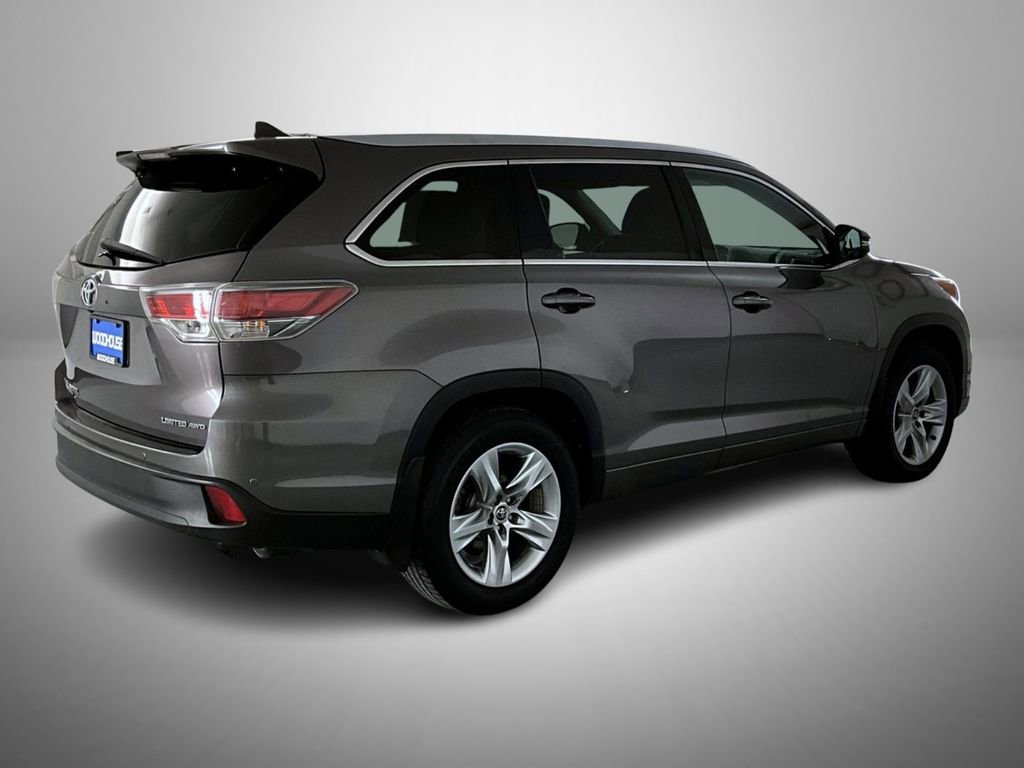 Used 2016 Toyota Highlander Limited AWD/4WD image 5