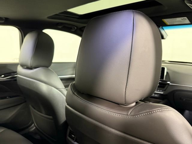 New 2025 Cadillac CT4 Premium Luxury image 28