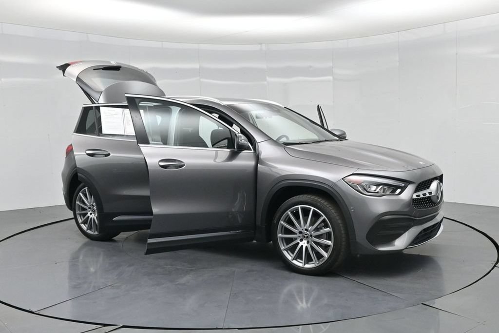 Used 2022 Mercedes-Benz GLA 250 4MATIC image 39