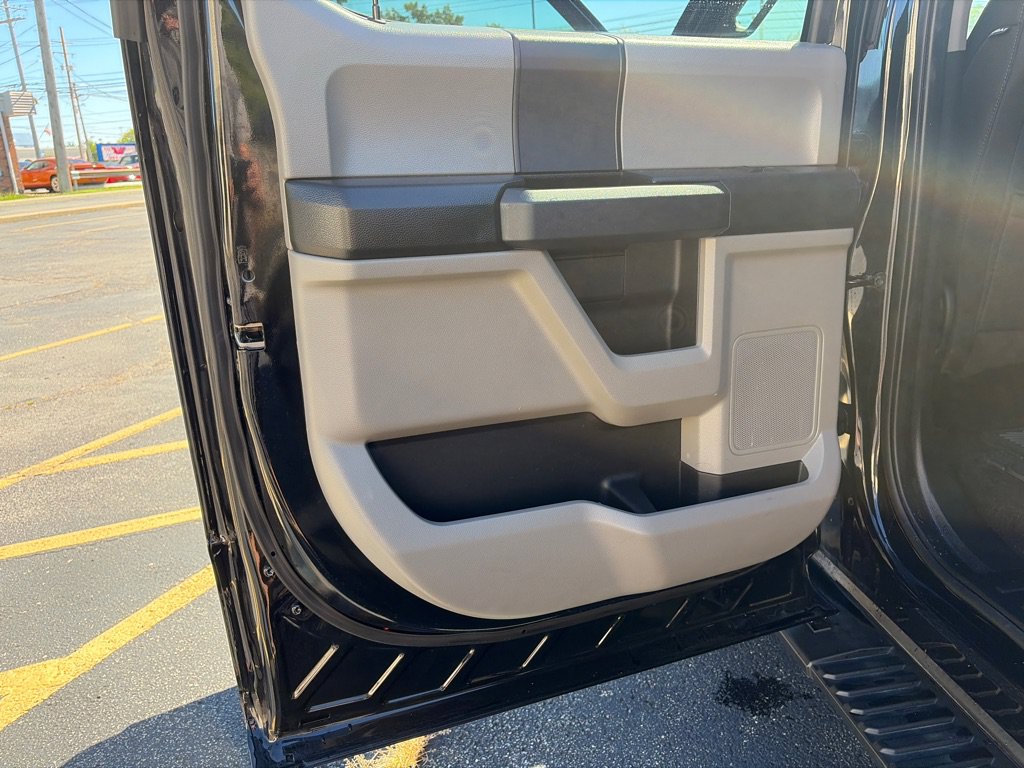 Used 2020 Ford F150 XL w/ Equipment Group 101A Mid AWD/4WD image 24