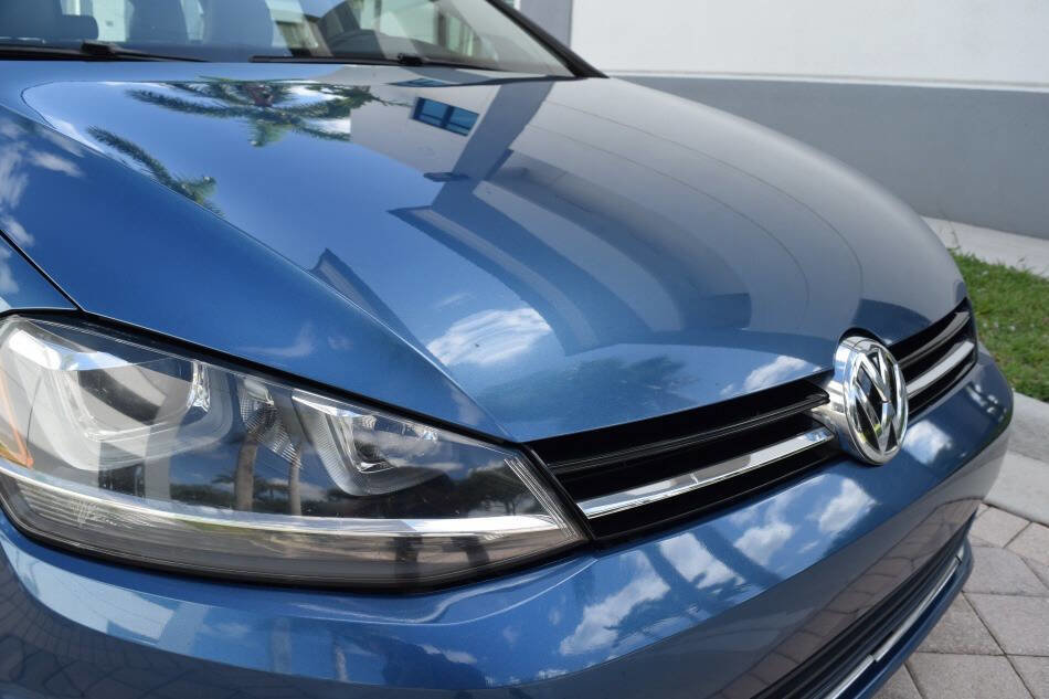 Used 2015 Volkswagen Golf TDI SE w/ Lighting Package FWD image 10