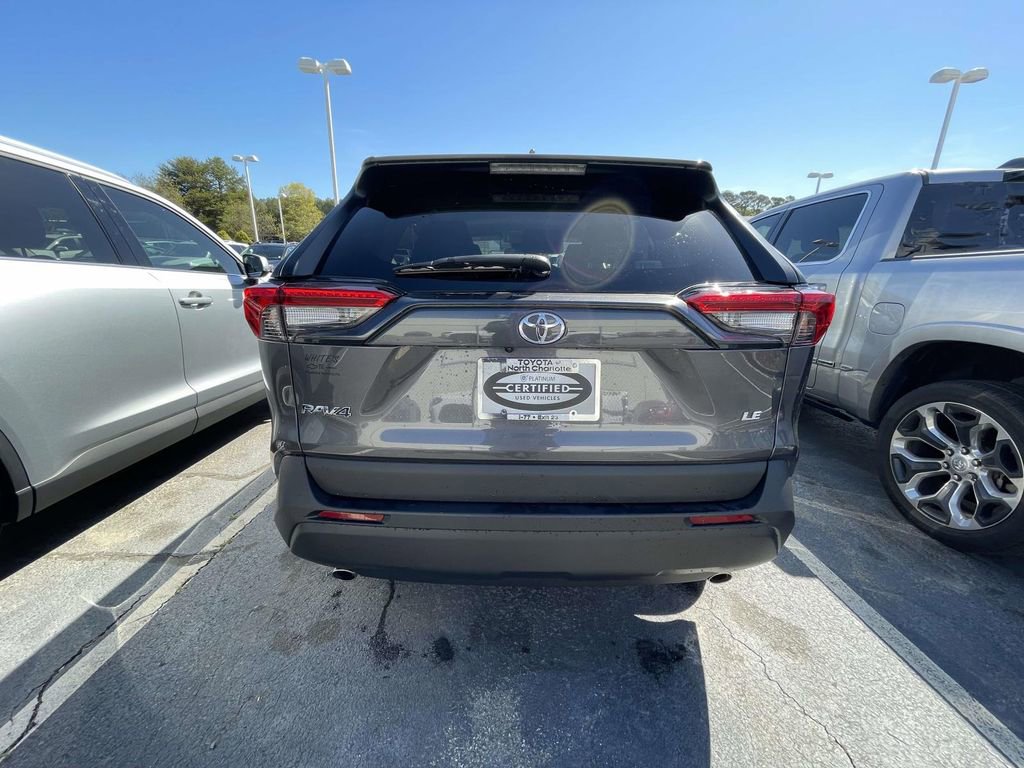Used 2024 Toyota RAV4 LE image 17
