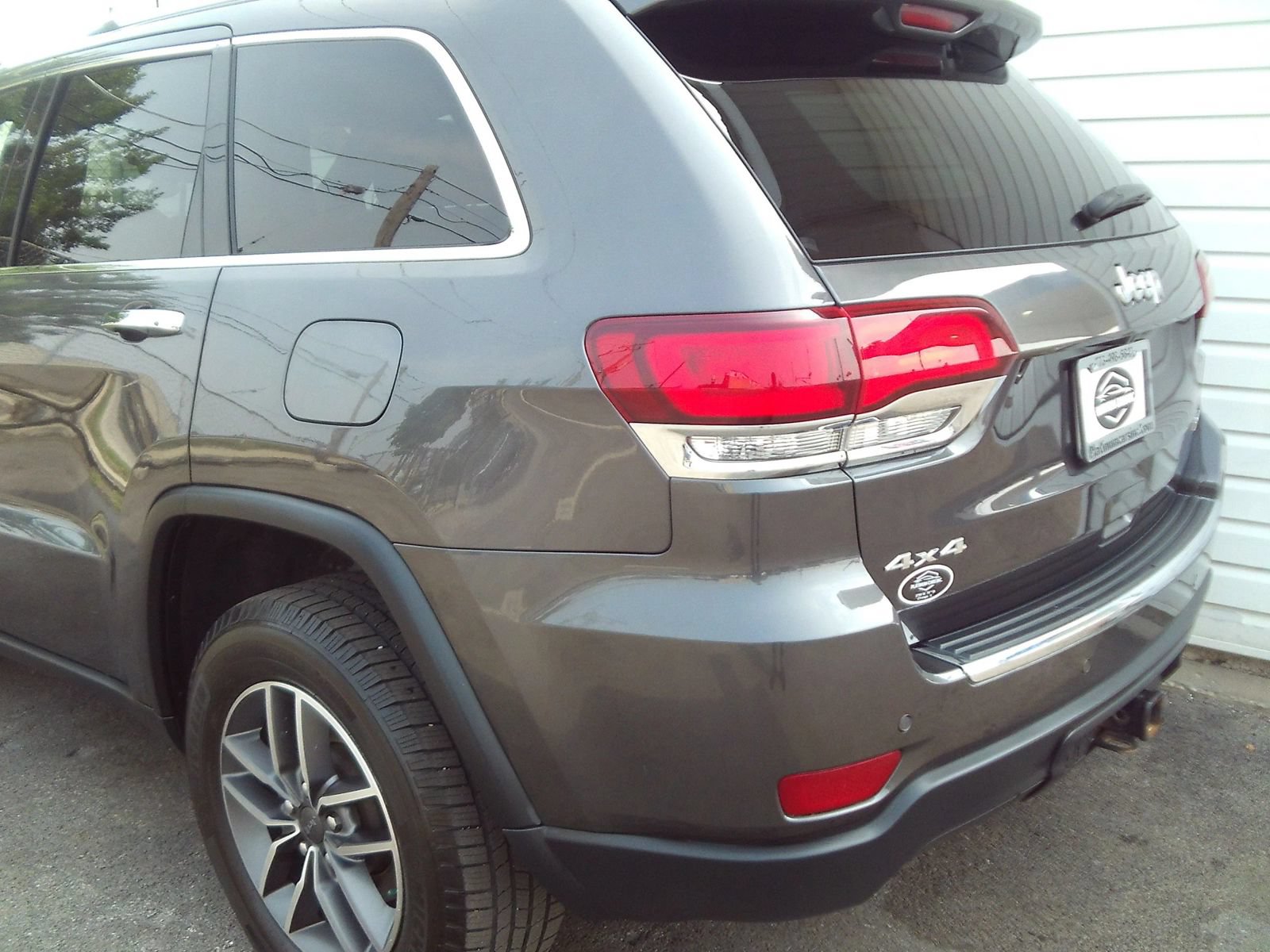 Used 2021 Jeep Grand Cherokee Limited AWD/4WD image 5