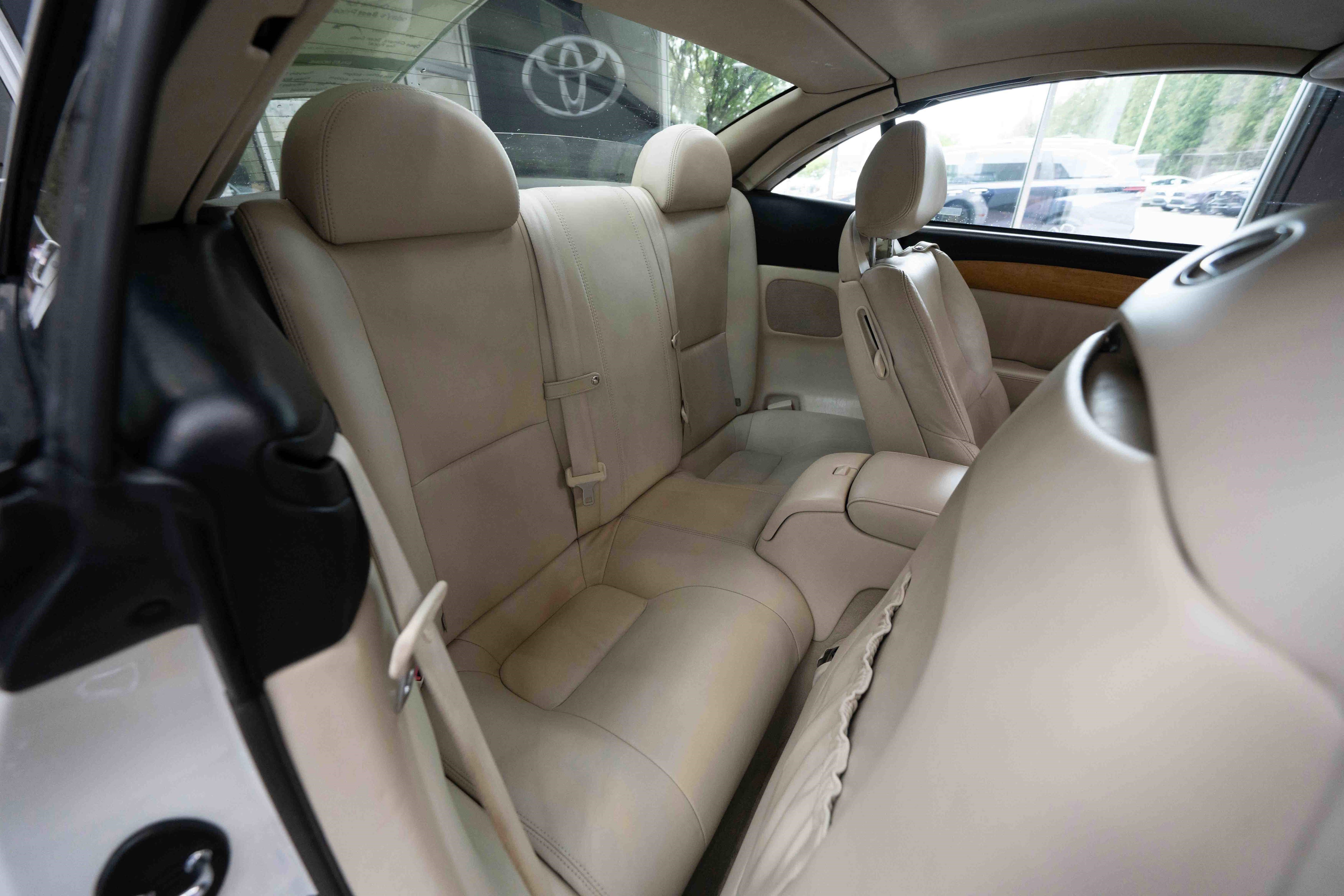 Used 2004 Lexus SC 430 Convertible image 23