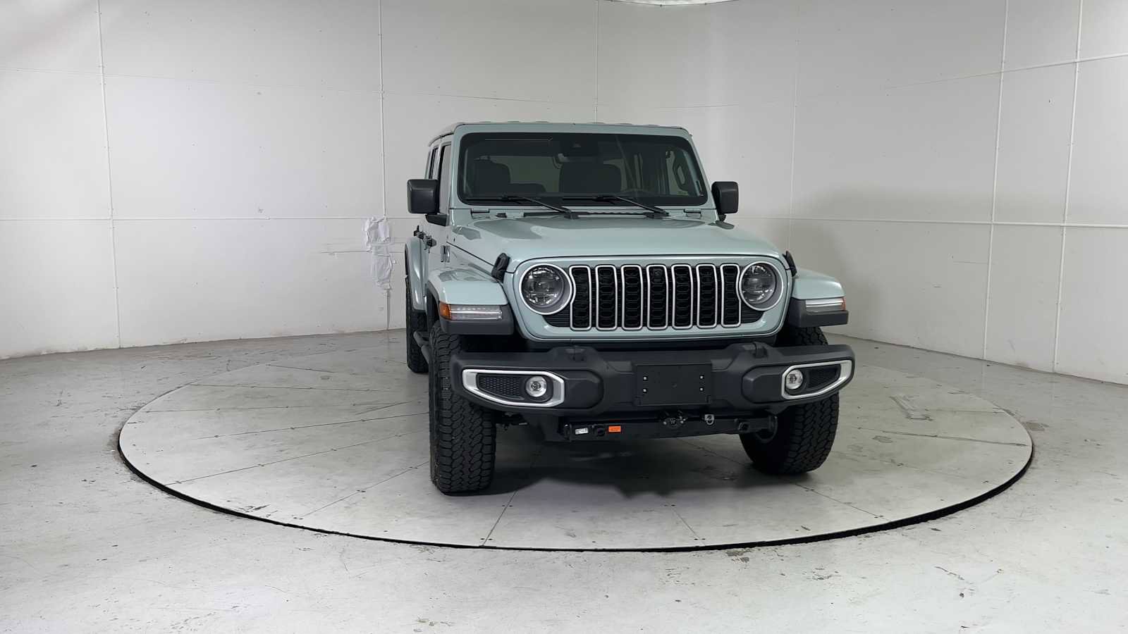 Used 2024 Jeep Wrangler Sahara w/ Technology Group image 6