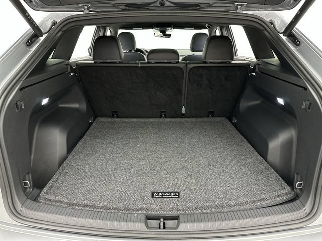 Certified 2026 Volkswagen Atlas Cross Sport SEL R-Line AWD/4WD image 25