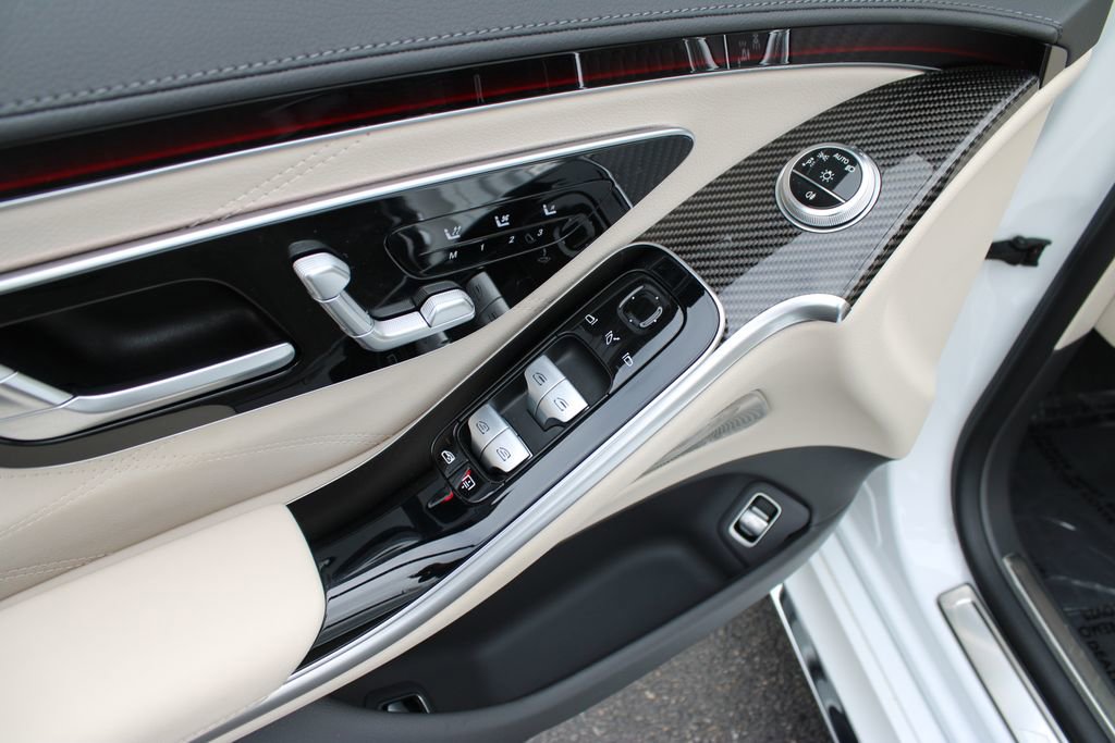 Used 2024 Mercedes-Benz S 63 AMG S image 10