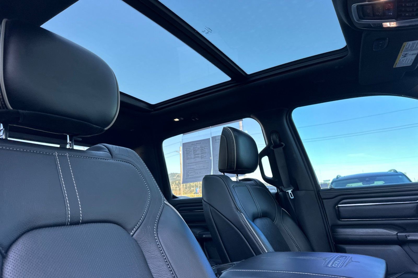 Used 2023 RAM 1500 Limited w/ Night Edition image 17