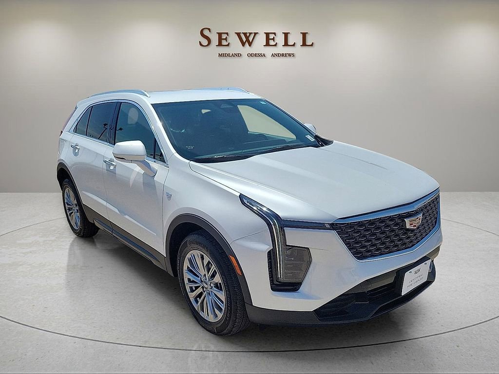 Used 2024 Cadillac XT4 Premium Luxury image 7
