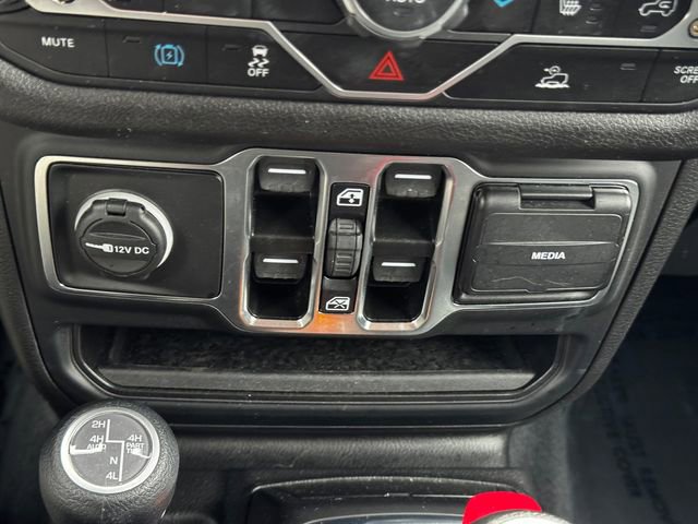 Used 2024 Jeep Wrangler Unlimited w/ Convenience Group image 36