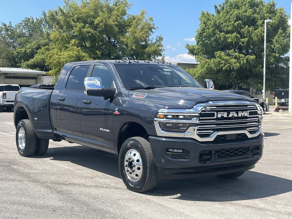 New 2026 RAM 3500 Laramie w/ Towing Technology Group image 7