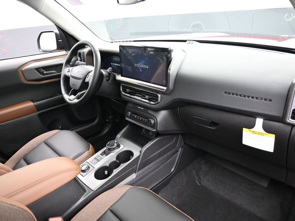 New 2025 Ford Bronco Sport Outer Banks w/ Outer Banks Tech Package+ image 33