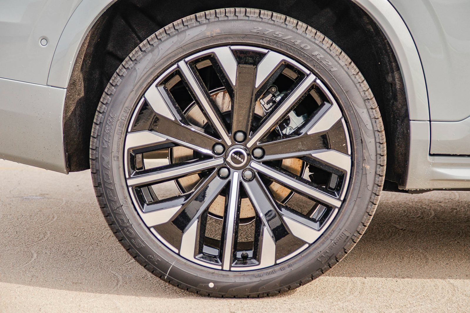 New 2026 Volvo XC90 T8 Ultra w/ Protection Package Premier AWD/4WD image 8