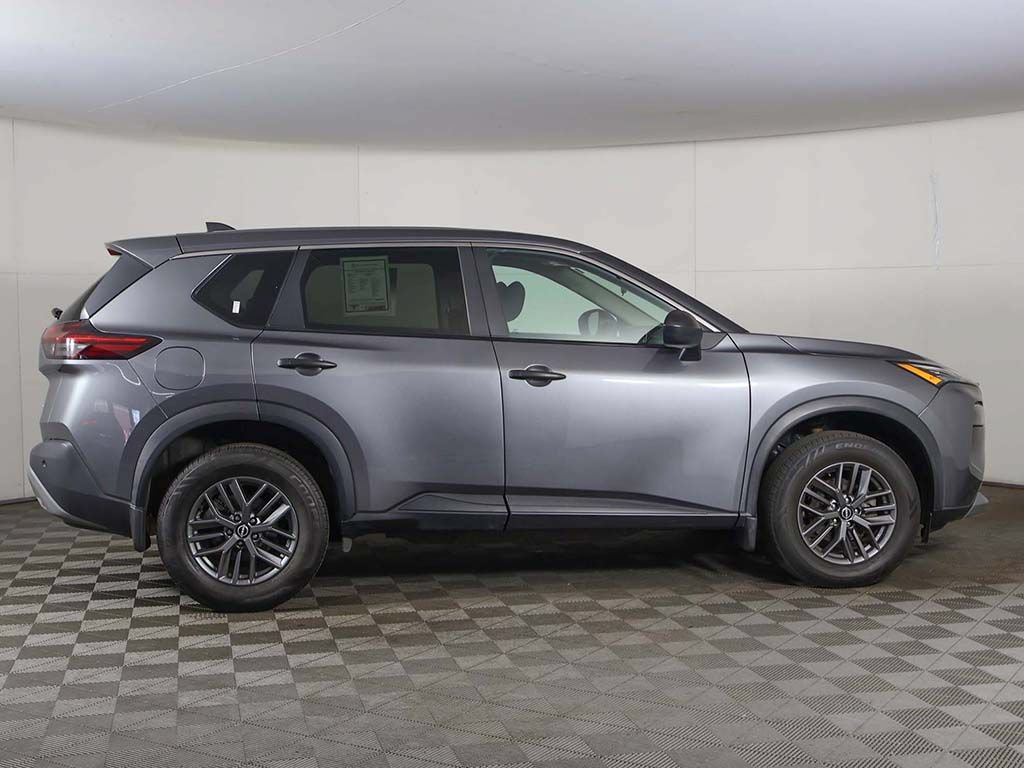 Used 2023 Nissan Rogue S AWD/4WD image 23