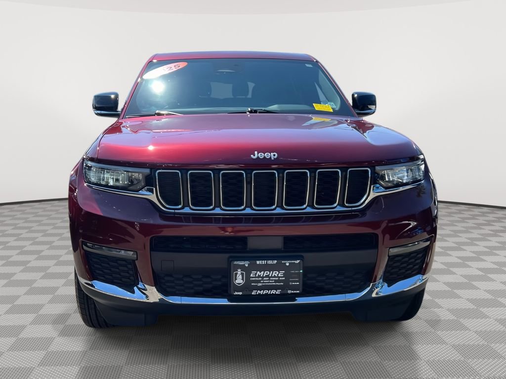 Used 2025 Jeep Grand Cherokee L Limited image 2